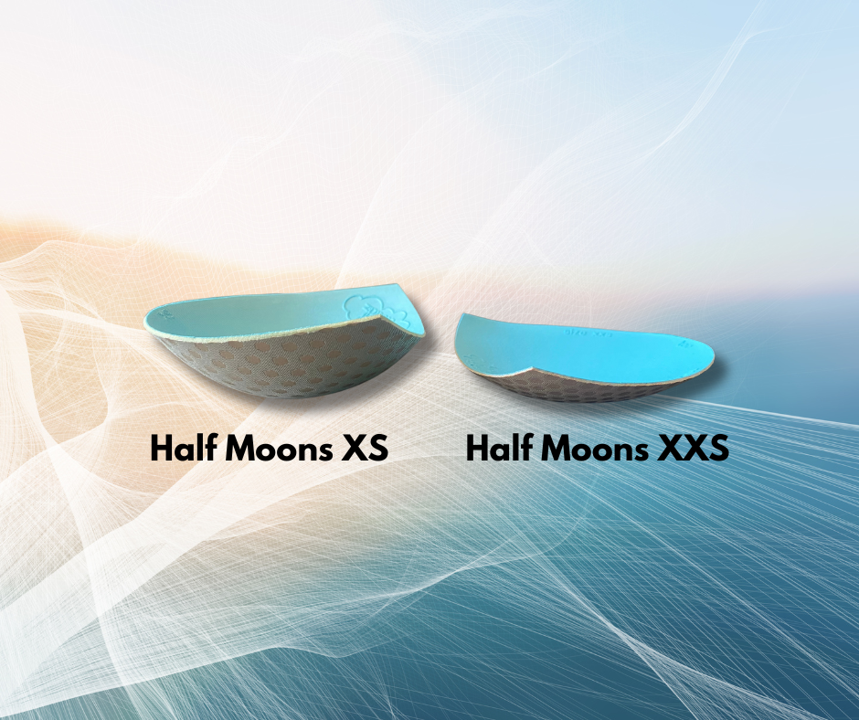 Half moons XS vs. Half moons XXS